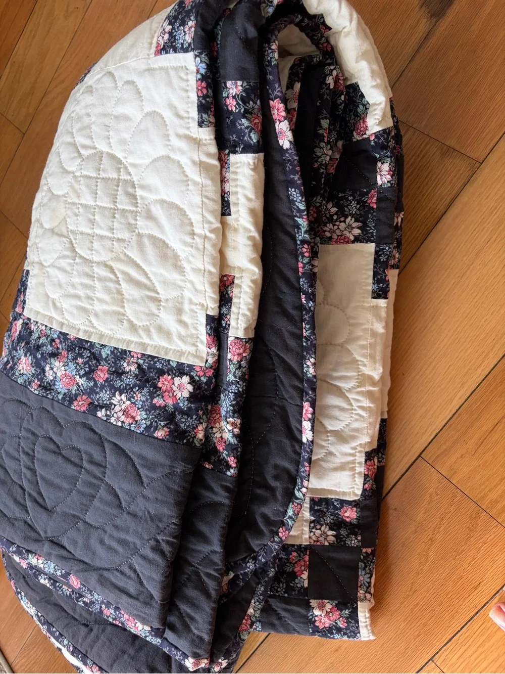 King Size Nine Patch/Irish Chain Quilt in Cream and Black Floral